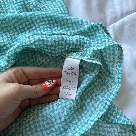 Fever Womens Size Small Tank Top Green Layered Blouse Sleeveless Button - Picture 6 of 8